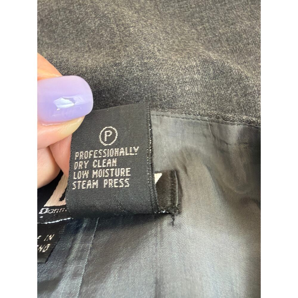 Vintage 90's DKNY Gray Wool 5-Button Wrap Skirt Size 12 Made in Hong Kong - Picture 6 of 6